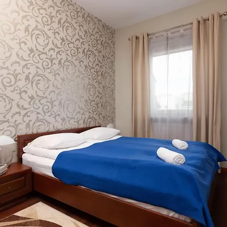 Apartment Chelmonskiego Ursus By Renters *