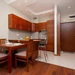 Chełmońskiego Ursus By Renters Apartament *