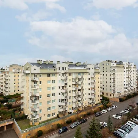 Appartamento Chelmonskiego Ursus By Renters Varsavia